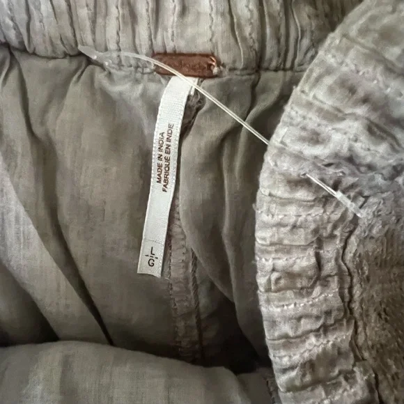 FREE PEOPLE: Adore You Pieced Shorts - Picture 8 of 16